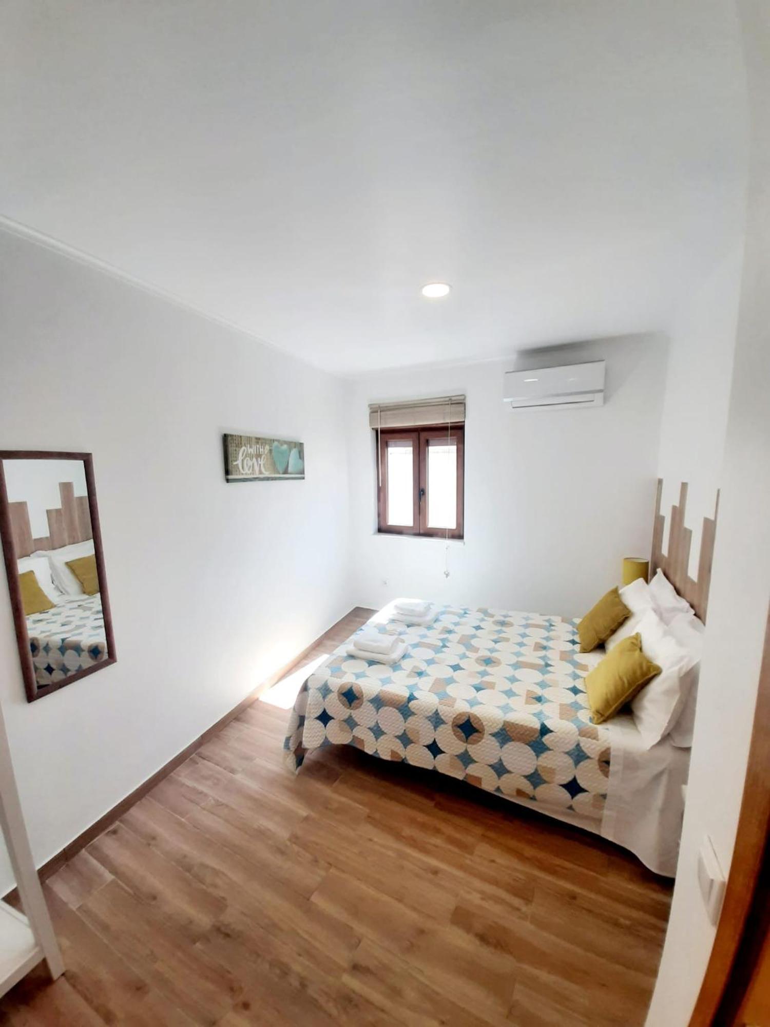 Casa Bárbara - No centro histórico de Aljezur Vila Exterior foto